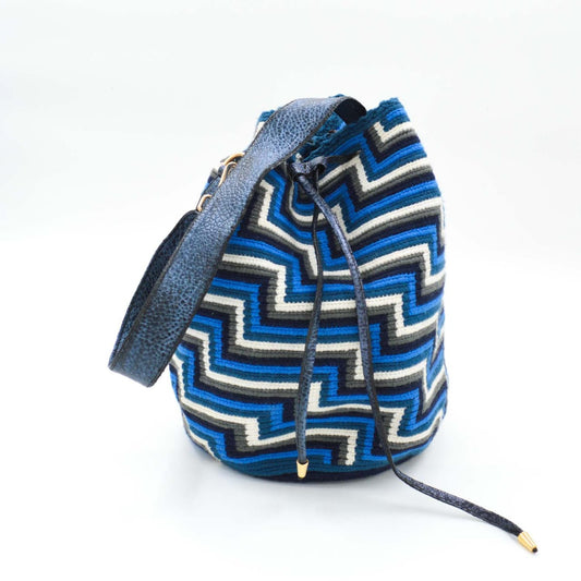 Bolso azul wayúu